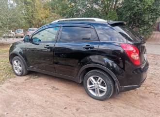 Образец цвета LAK SPACE BLACK на автомобиле - №3