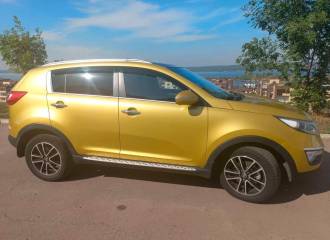 Образец цвета D2B ELECTRONIC YELLOW на автомобиле - №3