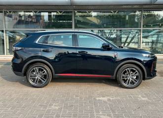 Образец цвета C08 STAR BLACK на автомобиле - №2