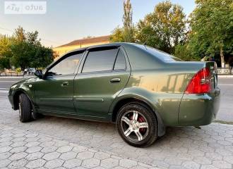 Образец цвета 203 BERYL на автомобиле - №1