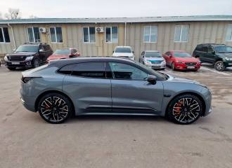 Образец цвета C34 TECH GREY на автомобиле - №3