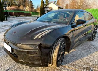 Образец цвета C708 SILVER BLACK на автомобиле - №0