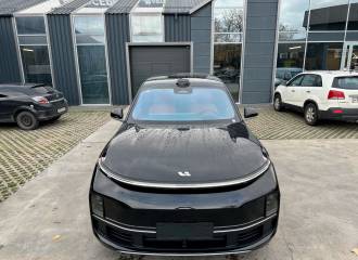 Образец цвета EX03 METAL BLACK на автомобиле - №0