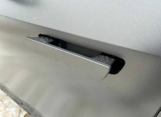 Образец цвета SJ6 GREY (MATTE) на автомобиле - №2