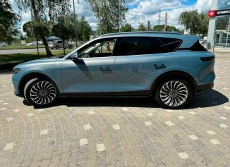 Образец цвета LT5 CLOUD GREY на автомобиле - №3