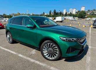 Образец цвета LT7 JADEITE GREEN на автомобиле - №1