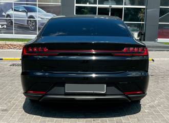 Образец цвета AA1 DARK BLACK на автомобиле - №3