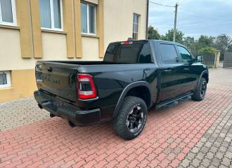 Образец цвета KXJ DIAMOND BLACK на автомобиле - №3