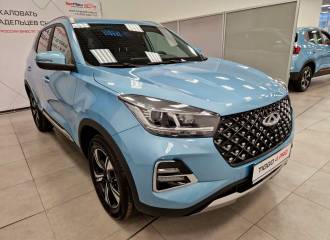 Образец цвета BLU10 ICE-WATER BLUE на автомобиле - №1