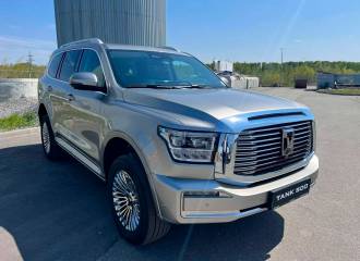 Образец цвета B05 SILVER SIHOTE на автомобиле - №1