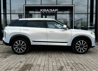 Образец цвета KU SILVER на автомобиле - №3