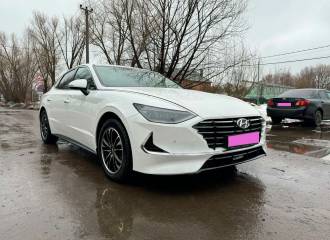 Образец цвета WTW OPTIC WHITE на автомобиле - №1