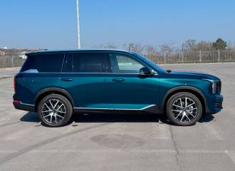 Образец цвета B73 GREEN INK SEAL на автомобиле - №2