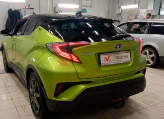 Образец цвета 588 ELECTRIC LIME на автомобиле - №2