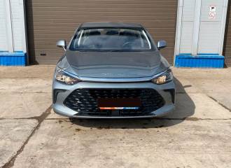 Образец цвета SILVER на автомобиле - №0