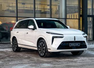 Образец цвета 9D SNOW WHITE на автомобиле - №1