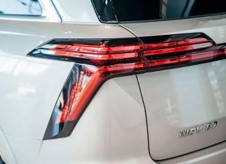 Образец цвета A0A GOLD на автомобиле - №3