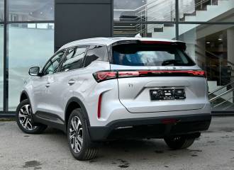 Образец цвета NASDAQ SILVER на автомобиле - №3