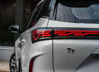 Образец цвета GALACTIC GRAY на автомобиле - №3