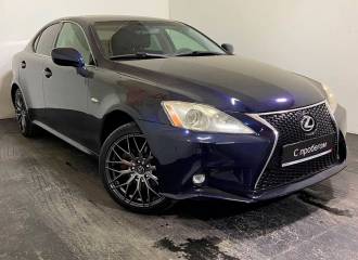 Образец цвета 8V3 DEEP BLUE на автомобиле - №1