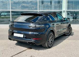 Образец цвета LC9X TIEFSCHWARZ на автомобиле - №3