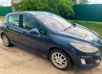 Образец цвета KHH BLEU TAURANGA на автомобиле - №1