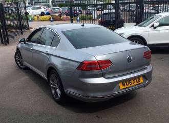 Образец цвета LB7S PYRIT SILBER на автомобиле - №3