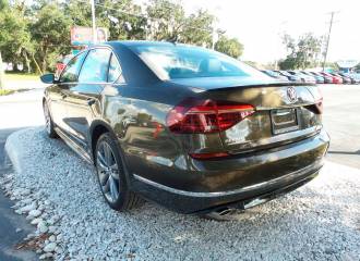 Образец цвета LA8U HUNTING BROWN на автомобиле - №3