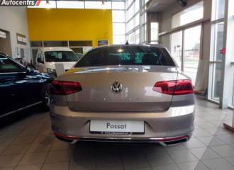 Образец цвета LC1W SEA SHELL GOLD на автомобиле - №2