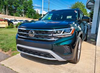 Образец цвета LP6W NEPHRITGRUEN на автомобиле - №0