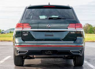 Образец цвета LP6W NEPHRITGRUEN на автомобиле - №2