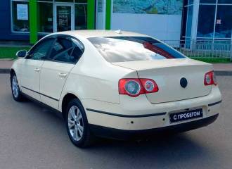 Образец цвета L115 ELFENBEIN на автомобиле - №3