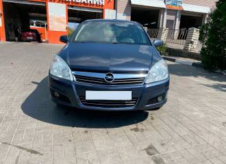 Образец цвета 168 METRO BLUE на автомобиле - №0