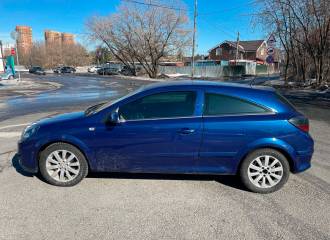 Образец цвета 21B ULTRABLAU на автомобиле - №2