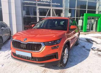 Образец цвета LP2Y ENERGETIC ORANGE на автомобиле - №1