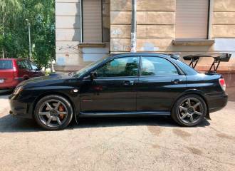 Образец цвета 32J OBSIDIAN BLACK на автомобиле - №2