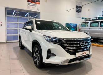 Образец цвета A09 SNOW WHITE на автомобиле - №1