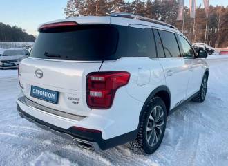 Образец цвета A15 PEARL WHITE на автомобиле - №3