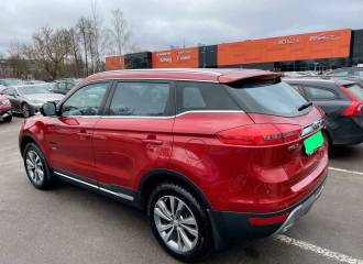 Образец цвета E20 MARS RED на автомобиле - №2