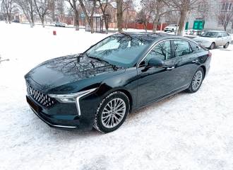 Образец цвета BPP PHANTOM BLACK на автомобиле - №1