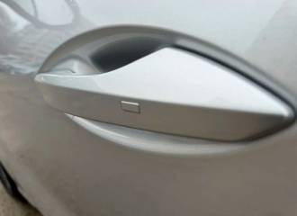 Образец цвета ЛУННЫЙ СЕРЫЙ на автомобиле - №3