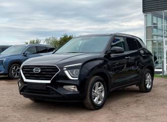 Образец цвета PHANTOM BLACK на автомобиле - №1