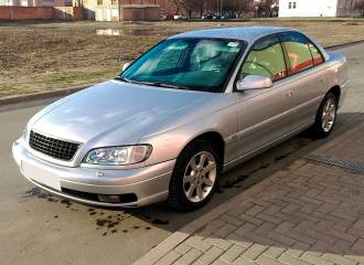 Образец цвета 199 POLAR SILVER на автомобиле - №1