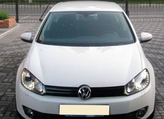 Образец цвета LB9A CANDYWEISS на автомобиле - №0