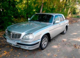 Образец цвета 70201 СЕРЕБРИСТАЯ на автомобиле - №1