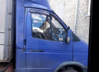 Образец цвета ЮНИОР на автомобиле - №1