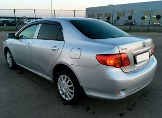 Образец цвета 1E7 SILVER на автомобиле - №1