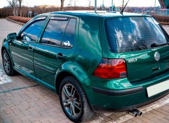 Образец цвета LC6M BRIGHT GREEN на автомобиле - №1