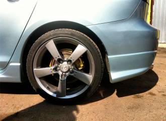 Образец цвета 33Y ICY BLUE на автомобиле - №3