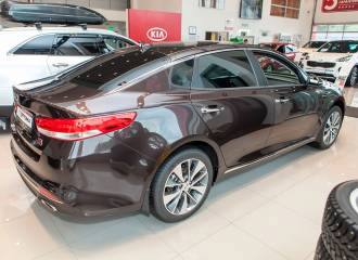 Образец цвета G4N PLUTO BROWN на автомобиле - №3